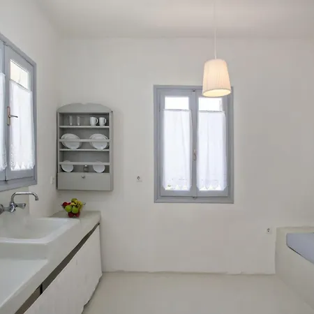 Violet House Agios Sostis شقة